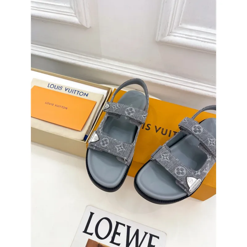 Louis Vuitton Shoes for Womens Louis Vuitton Sandals #A64312