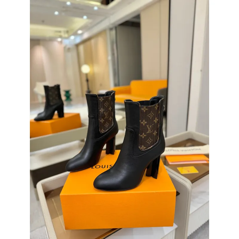 Louis Vuitton Shoes for Womens Louis Vuitton boots heel height:9cm #A58305