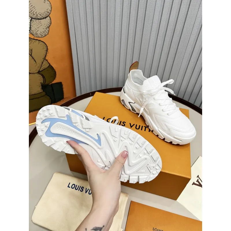 Louis Vuitton Runner Tatic White sneakers #A62977