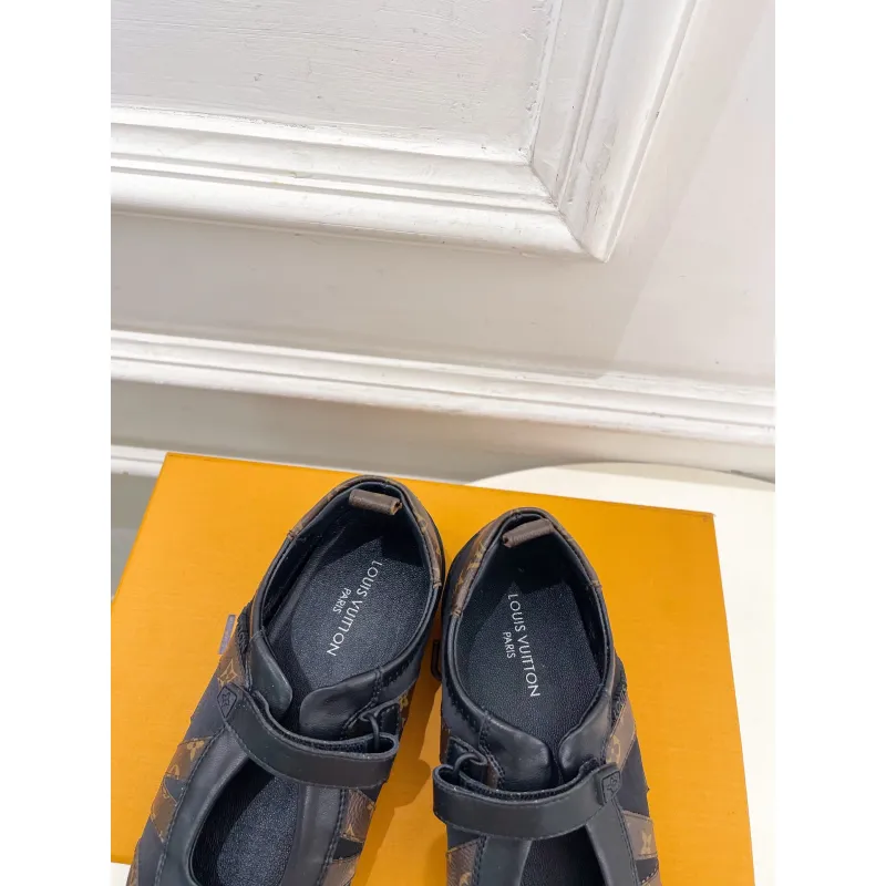Louis Vuitton Shoes for Womens Louis Vuitton Sandals #A64323