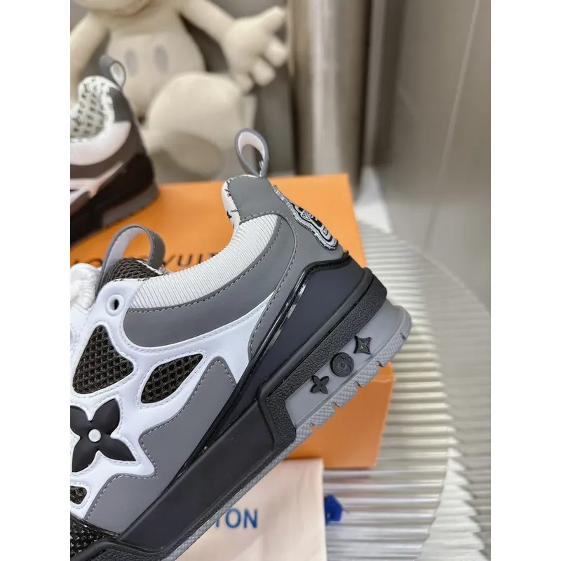 Louis Vuitton Shoes for Louis Vuitton Unisex Shoes #A30769