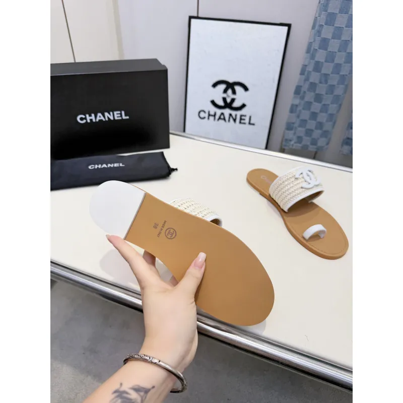 Chanel shoes for Womens Chanel slippers #A65139
