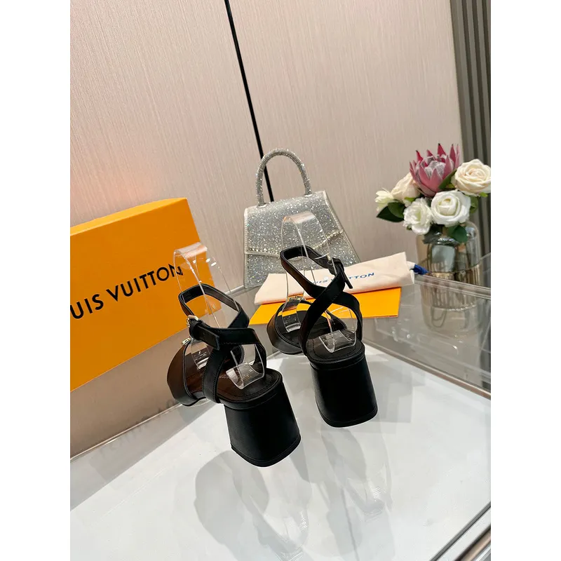 Louis Vuitton Shoes for Womens Louis Vuitton Pumps #A49588