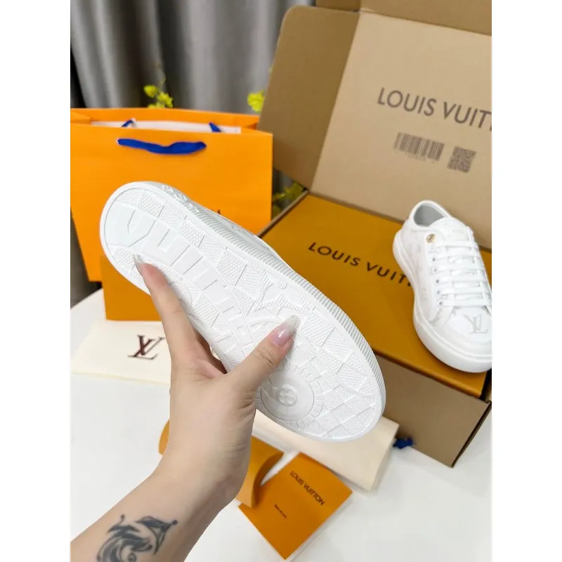Louis Vuitton Shoes for Womens Louis Vuitton Sneakers #A49421