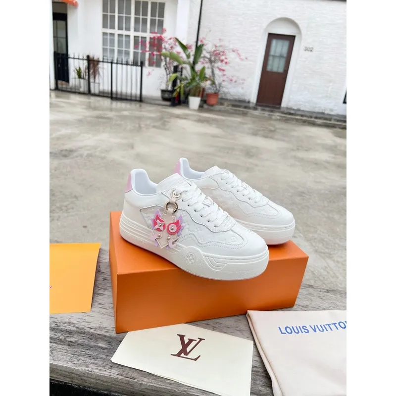 Louis Vuitton Shoes for Womens Louis Vuitton Sneakers #A33345