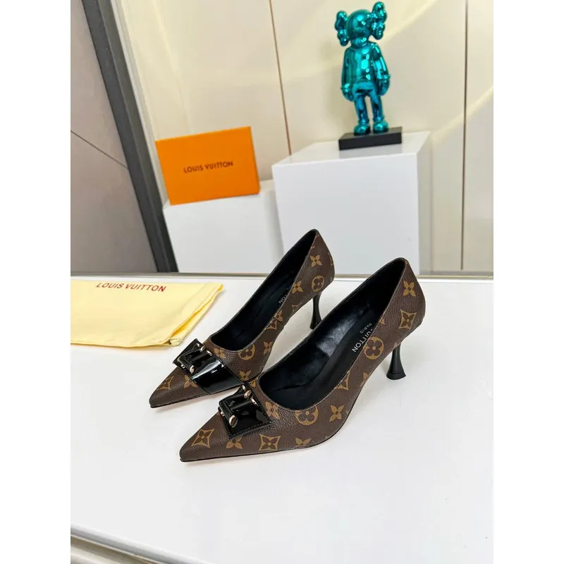 Louis Vuitton Shoes for Womens Louis Vuitton Pumps #A26869