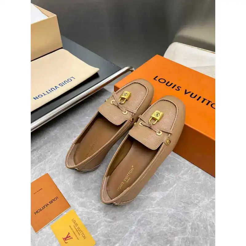 Louis Vuitton Shoes for Womens Louis Vuitton Sandals #A62073