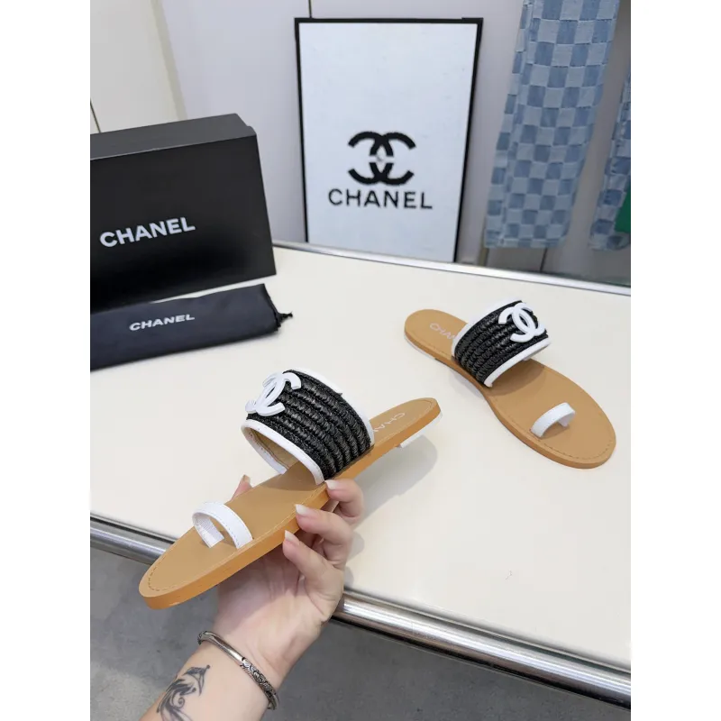 Chanel shoes for Womens Chanel slippers #A65137
