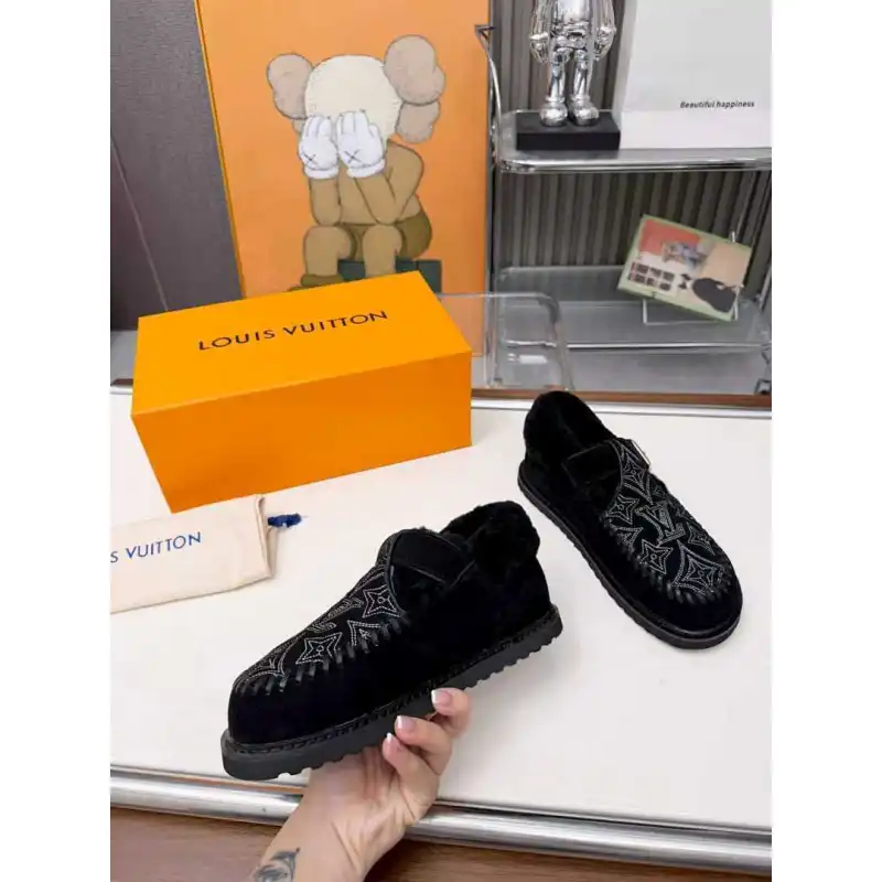 Louis Vuitton Shoes for Womens Louis Vuitton Slippers #A58621
