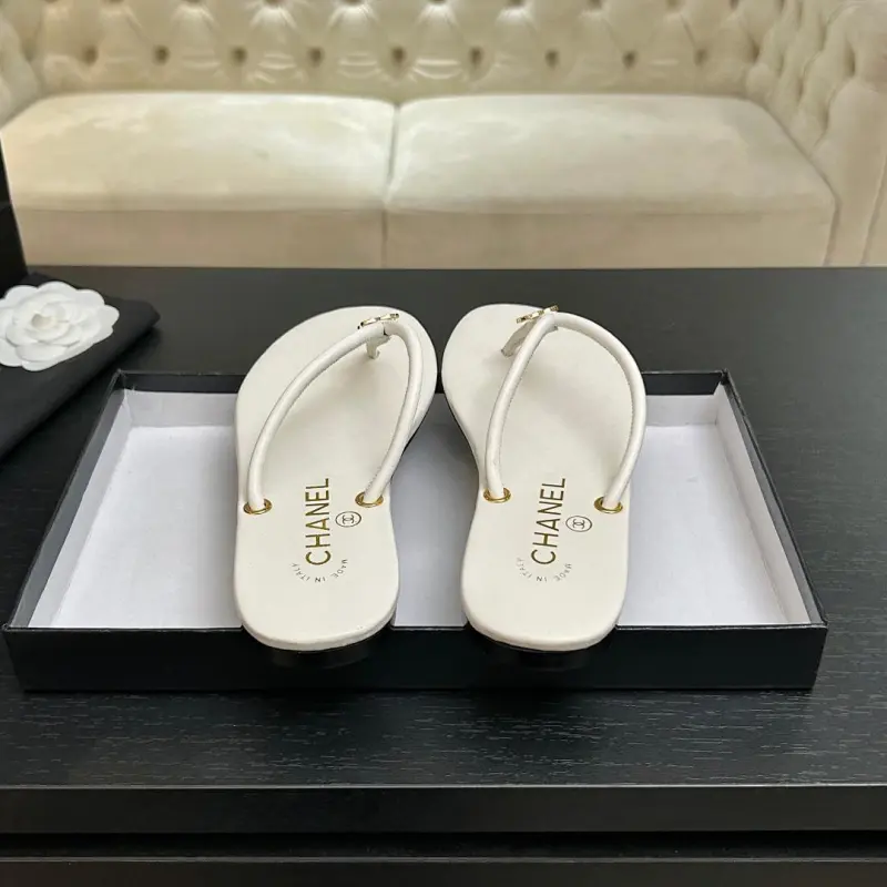 Chanel shoes for Womens Chanel slippers #A63914
