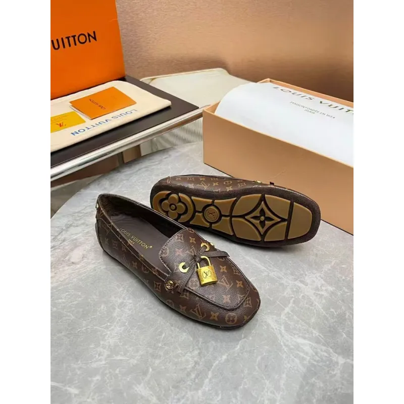 Louis Vuitton Shoes for Womens Louis Vuitton Sandals #A62070