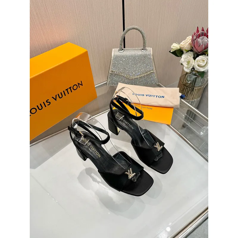 Louis Vuitton Shoes for Womens Louis Vuitton Pumps #A49588
