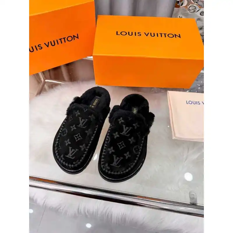 Louis Vuitton Shoes for Womens Louis Vuitton Slippers #A58617 Louis Vuitton Shoes for Womens Louis Vuitton Slippers #A58617
