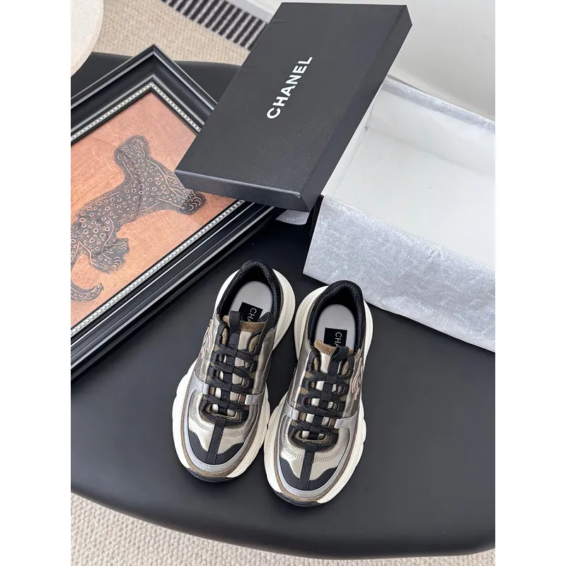 Chanel shoes for Womens Chanel Sneakers Trainers - Calfskin & suede calfskin #A54186