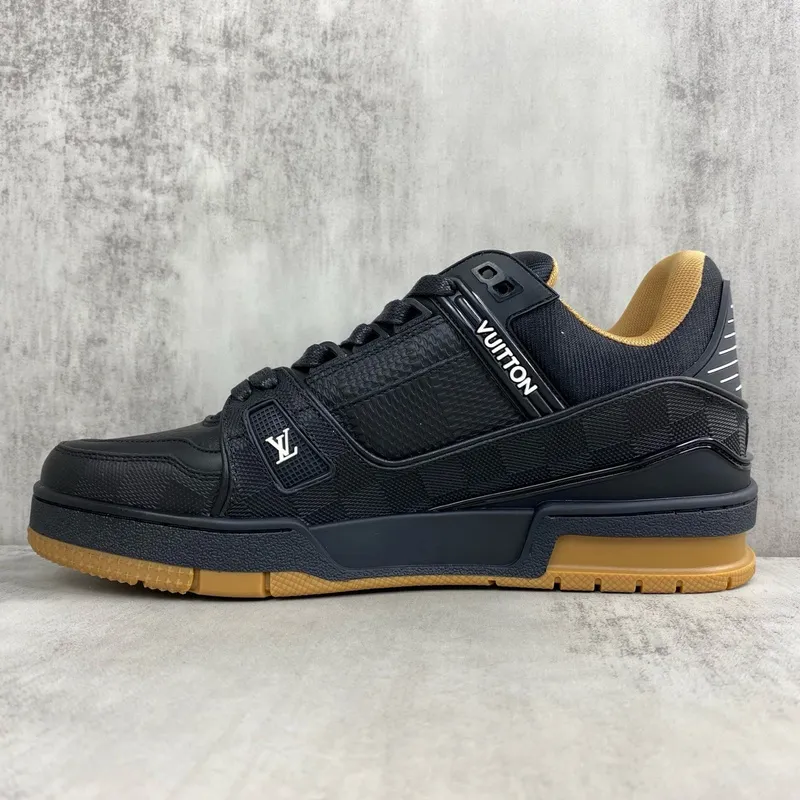 Louis Vuitton Black Leather Low Top Sneakers for Men and Women #A54332