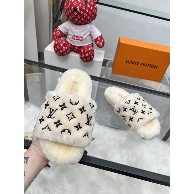 Louis Vuitton Shoes for Womens Louis Vuitton Slippers #A57893 Louis Vuitton Shoes for Womens Louis Vuitton Slippers #A57893