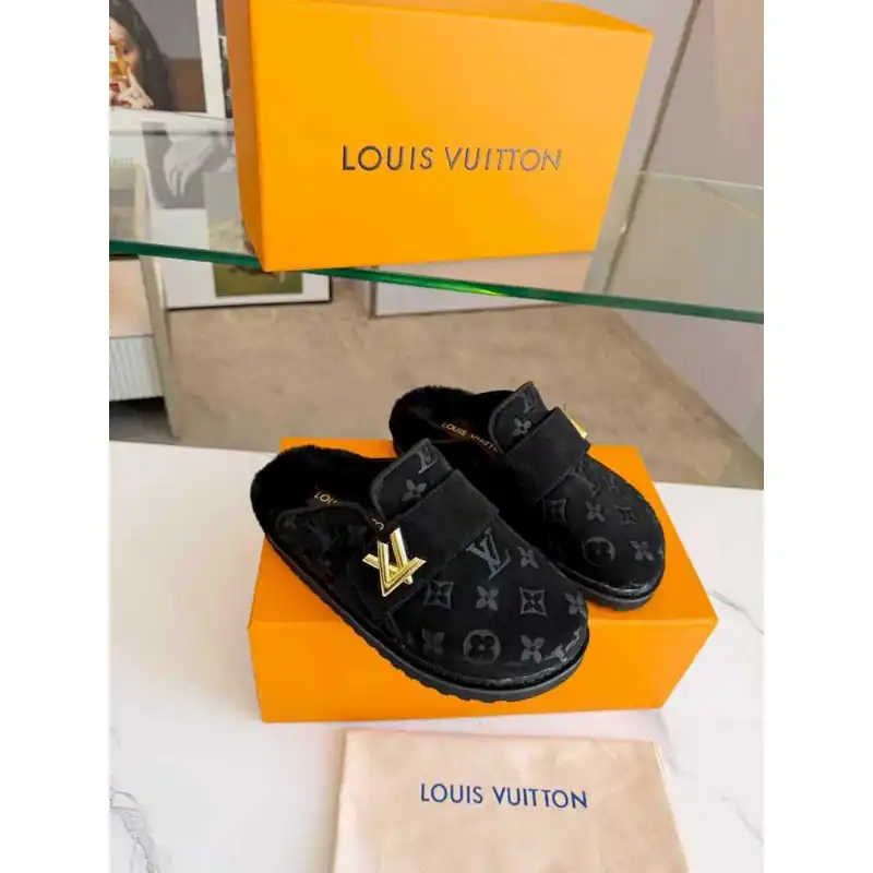 Louis Vuitton Shoes for Womens Louis Vuitton Slippers #A58625