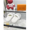 Louis Vuitton Shoes for Womens Louis Vuitton Slippers #A57886