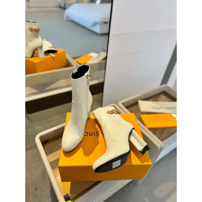 Louis Vuitton Shoes for Womens Louis Vuitton boots heel height:9.5cm #A58320