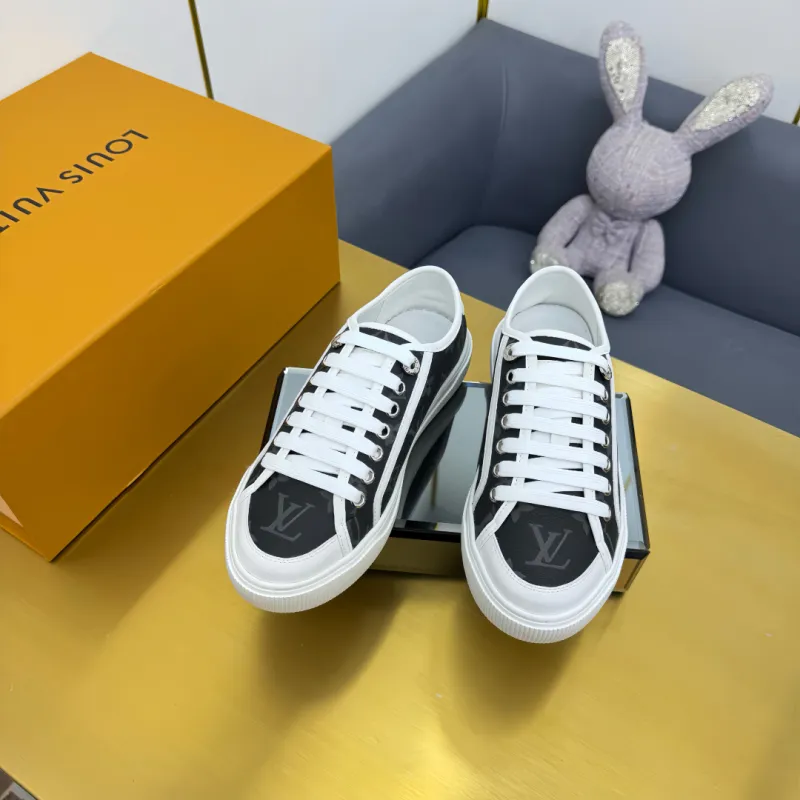Louis Vuitton Shoes for Womens Louis Vuitton Sneakers #A57825