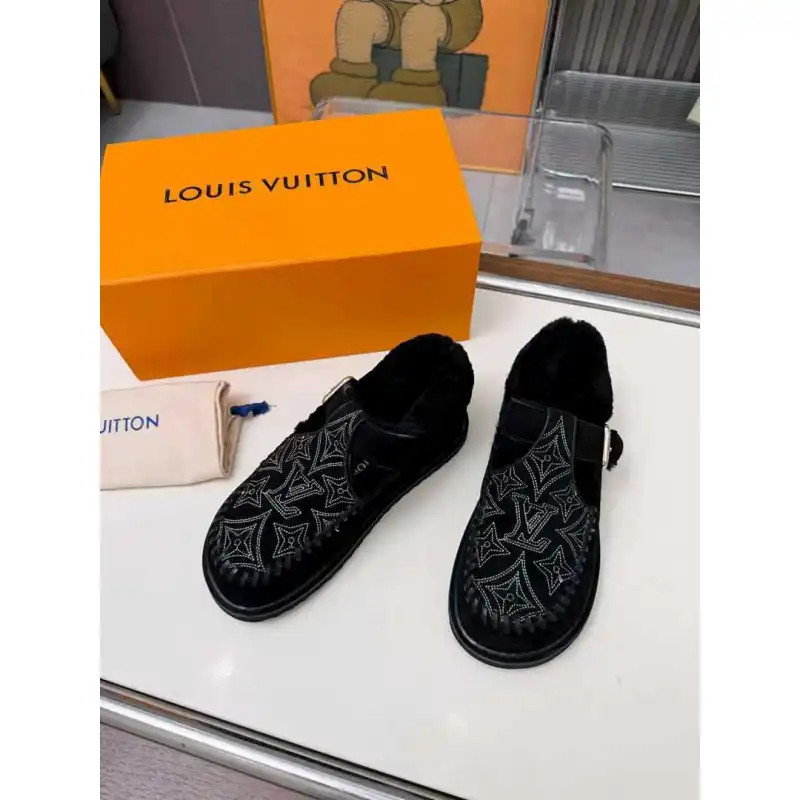 Louis Vuitton Shoes for Womens Louis Vuitton Slippers #A58621