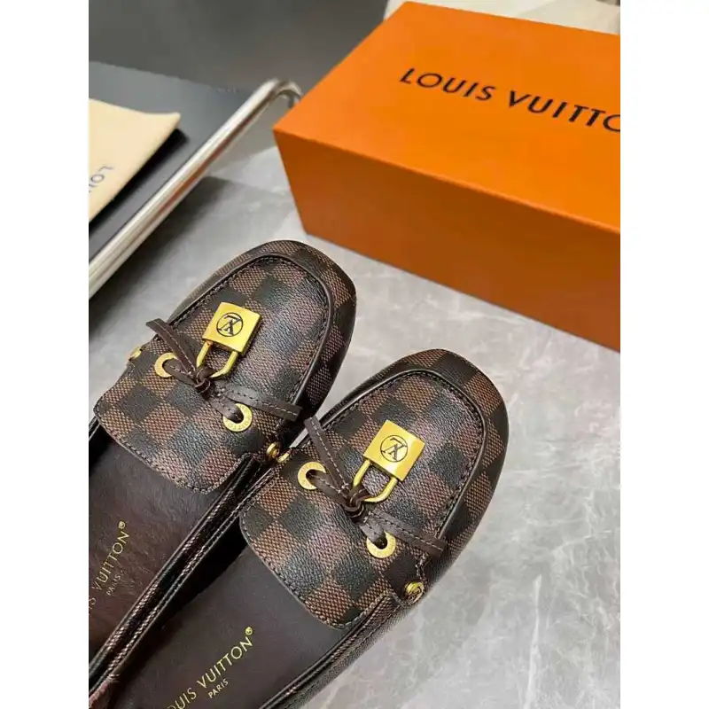 Louis Vuitton Shoes for Womens Louis Vuitton Sandals #A62072