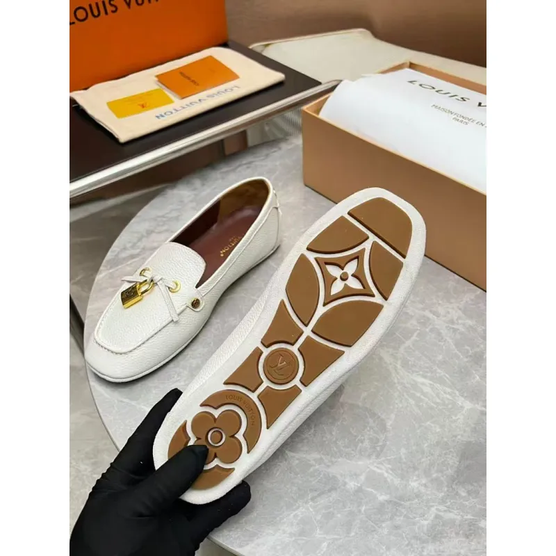 Louis Vuitton Shoes for Womens Louis Vuitton Sandals #A62067