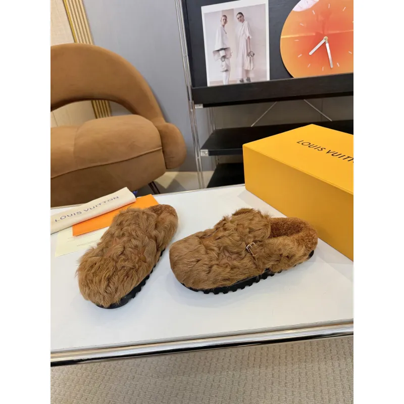 Louis Vuitton Cozy Fluffy Slippers with Leather Straps and Brand Embellishments #A54593
