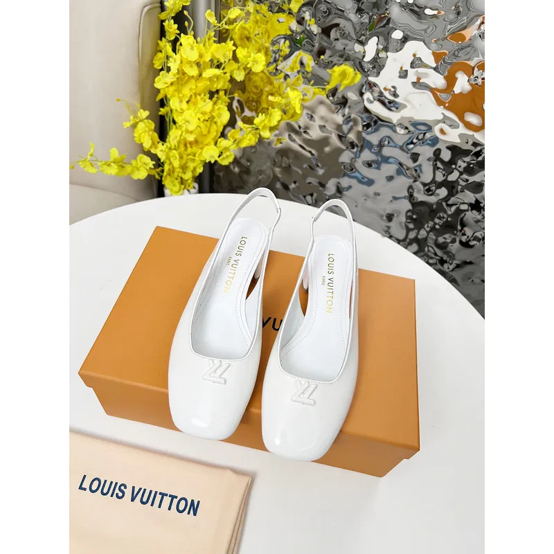 Louis Vuitton Shoes for Womens Louis Vuitton Pumps #A49580 Louis Vuitton Shoes for Womens Louis Vuitton Pumps #A49580
