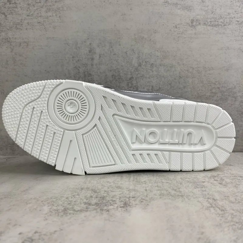 Louis Vuitton Shoes for Louis Vuitton Unisex Shoes #A62086