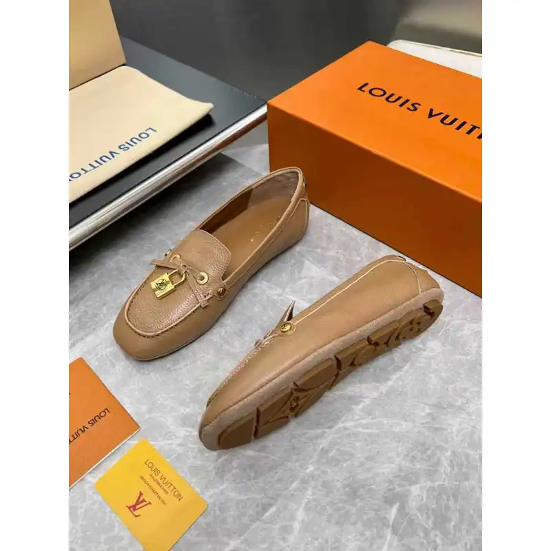 Louis Vuitton Shoes for Womens Louis Vuitton Sandals #A62073