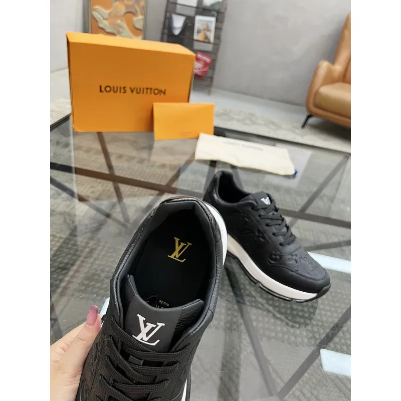 Louis Vuitton Shoes for Mens Louis Vuitton Sneakers #A63752
