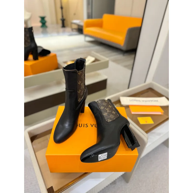 Louis Vuitton Shoes for Womens Louis Vuitton boots heel height:9cm #A58305