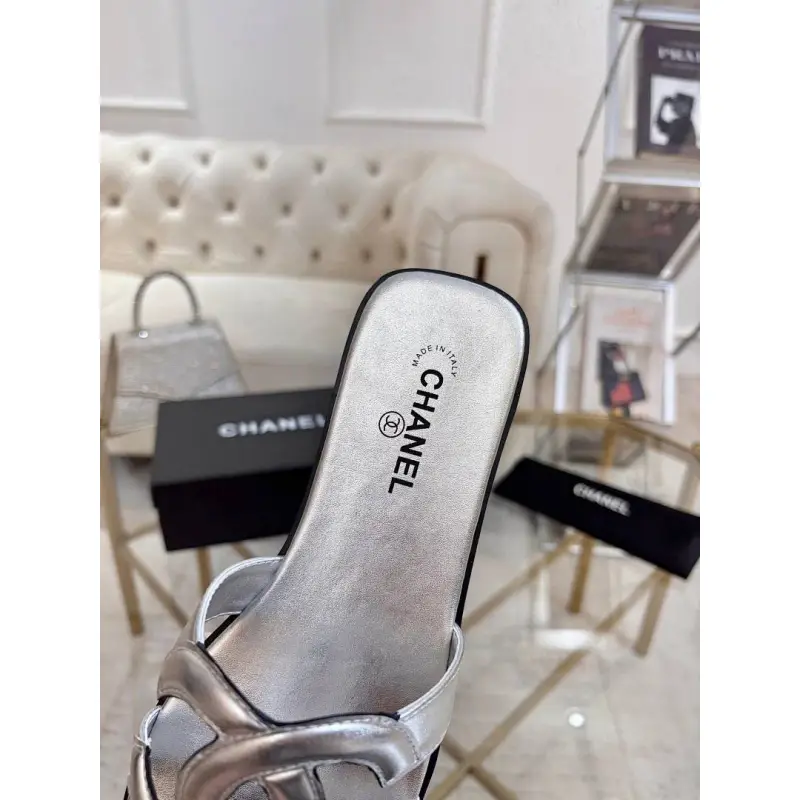 Chanel shoes for Womens Chanel slippers #A63948