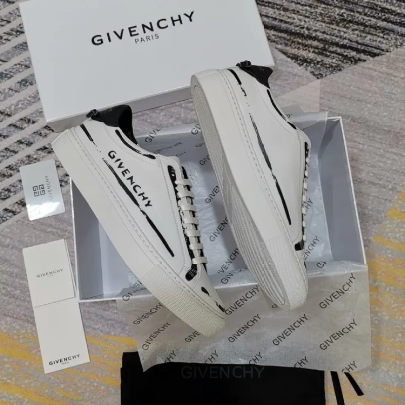 Givenchy Shoes Mens Givenchy Sneakers #9873492