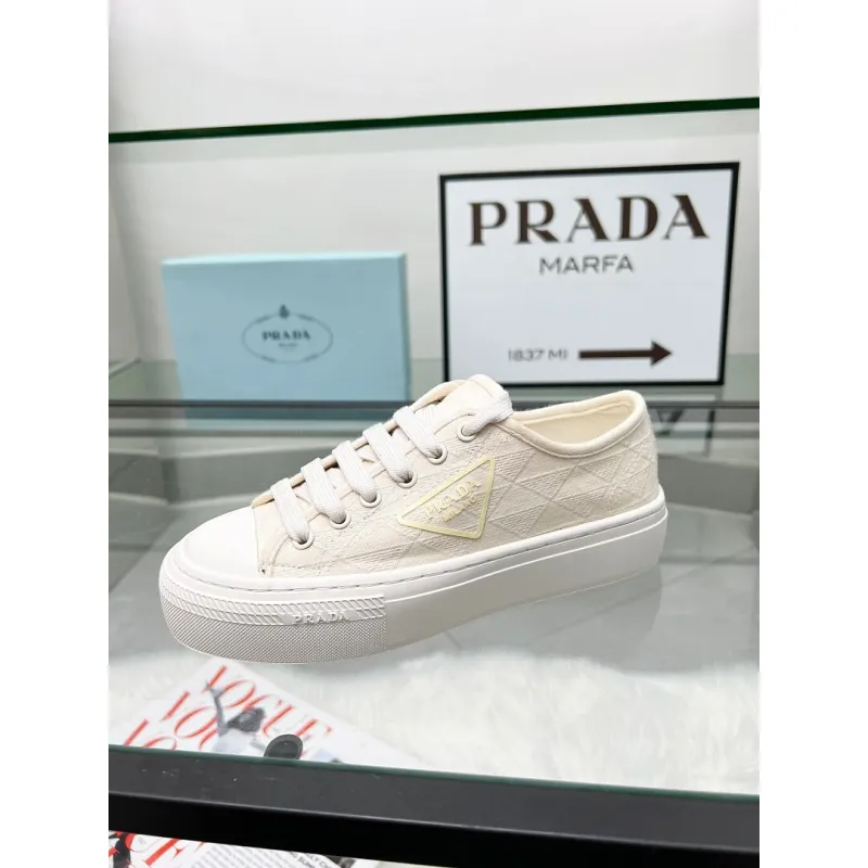 Prada Shoes for Womens Prada Sneakers #A64158