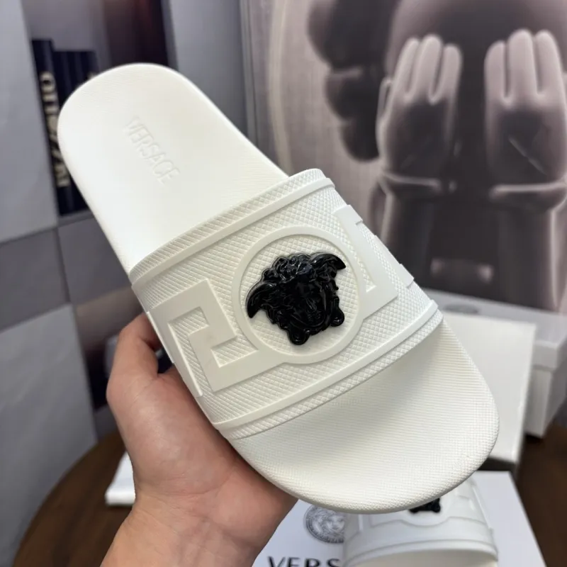 Versace shoes for Mens Versace Slippers #A63162