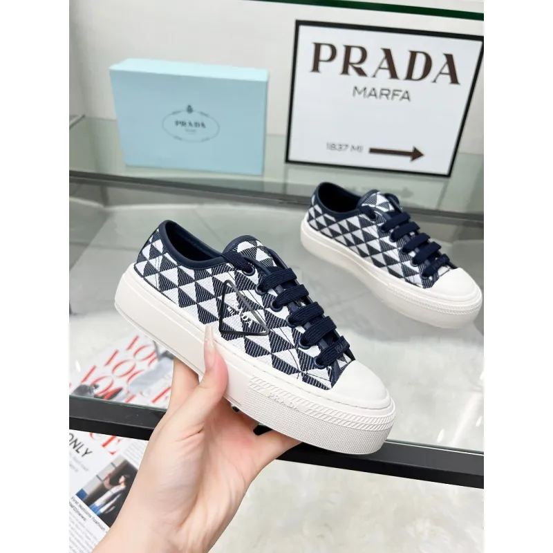Prada Shoes for Womens Prada Sneakers #A64157