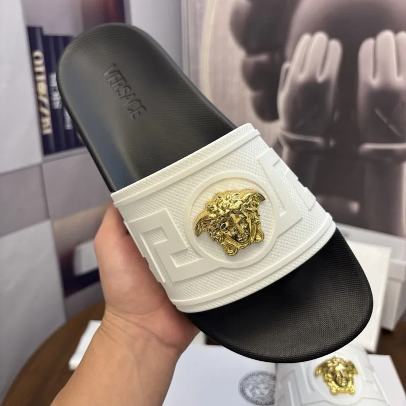 Versace shoes for Mens Versace Slippers #A63165