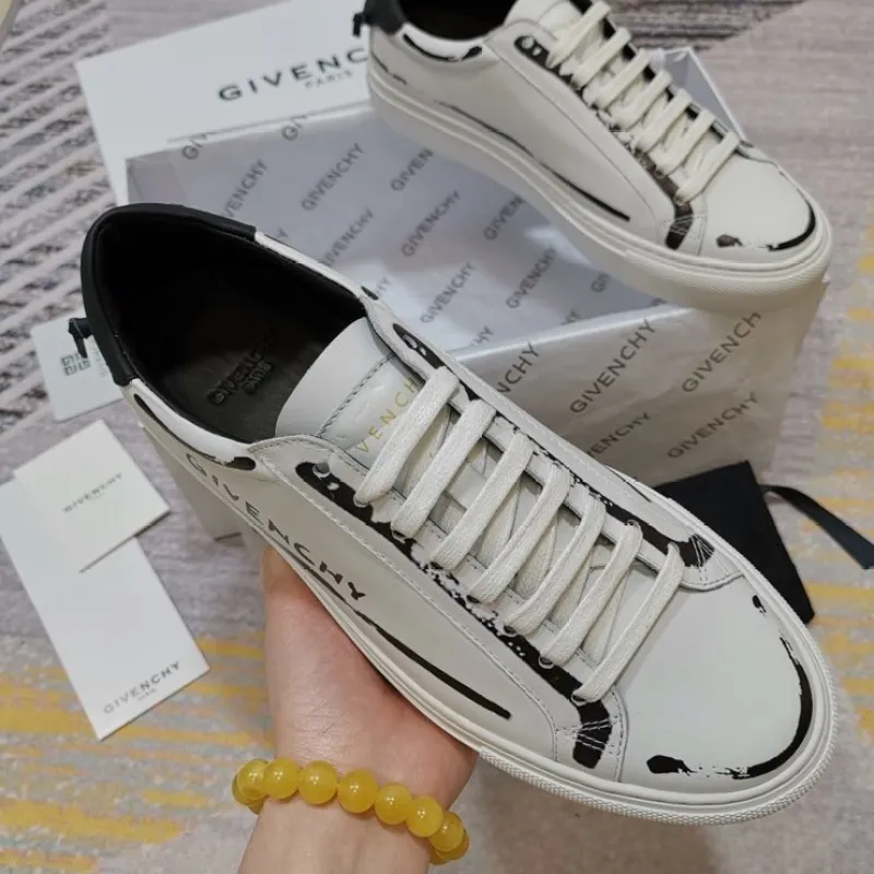 Givenchy Shoes Mens Givenchy Sneakers #9873492