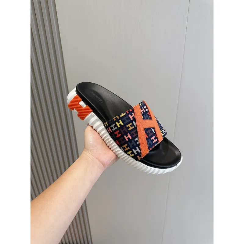 Hermes Slippers Shoes for Men #A63094