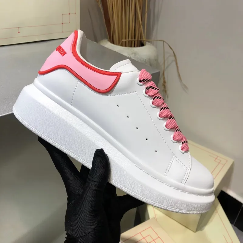 Alexander McQueen Shoes for Unisex McQueen Sneakers Small white shoes womens 2022 new couple all-match thick-bottomed sponge cake to increase sports and leisure leather board shoes #999924913 Alexander McQueen Shoes for Unisex McQueen Sneakers Small white shoes womens 2022 new couple all-match thick-bottomed sponge cake to increase sports and leisure leather board shoes #999924913