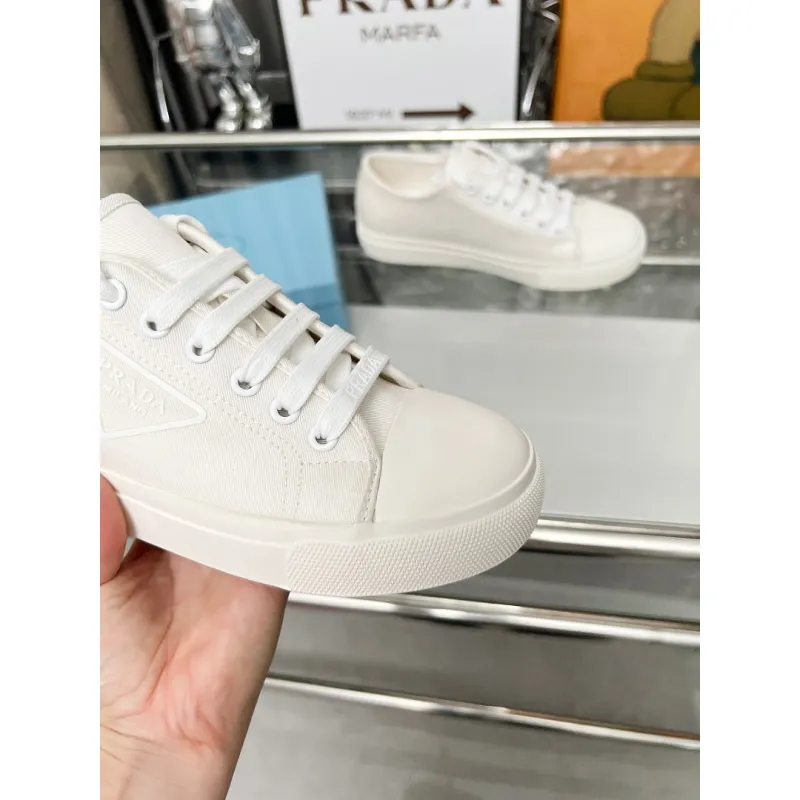 Prada Shoes for Womens Prada Sneakers #A64161