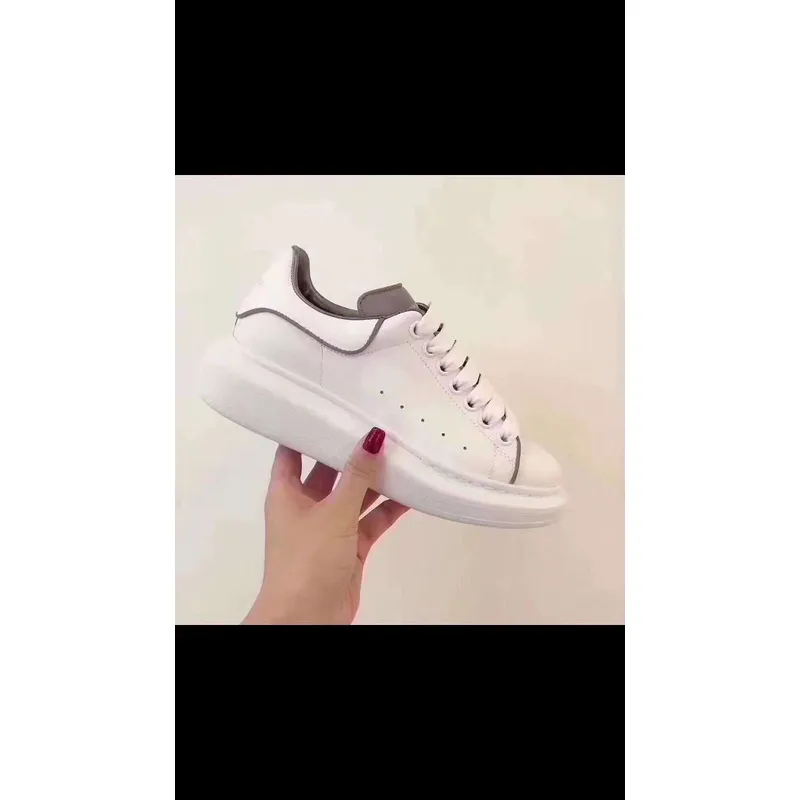 Alexander McQueen Luminous shoes Unisex McQueen White Sneakers top leather #99899363 Alexander McQueen Luminous shoes Unisex McQueen White Sneakers top leather #99899363