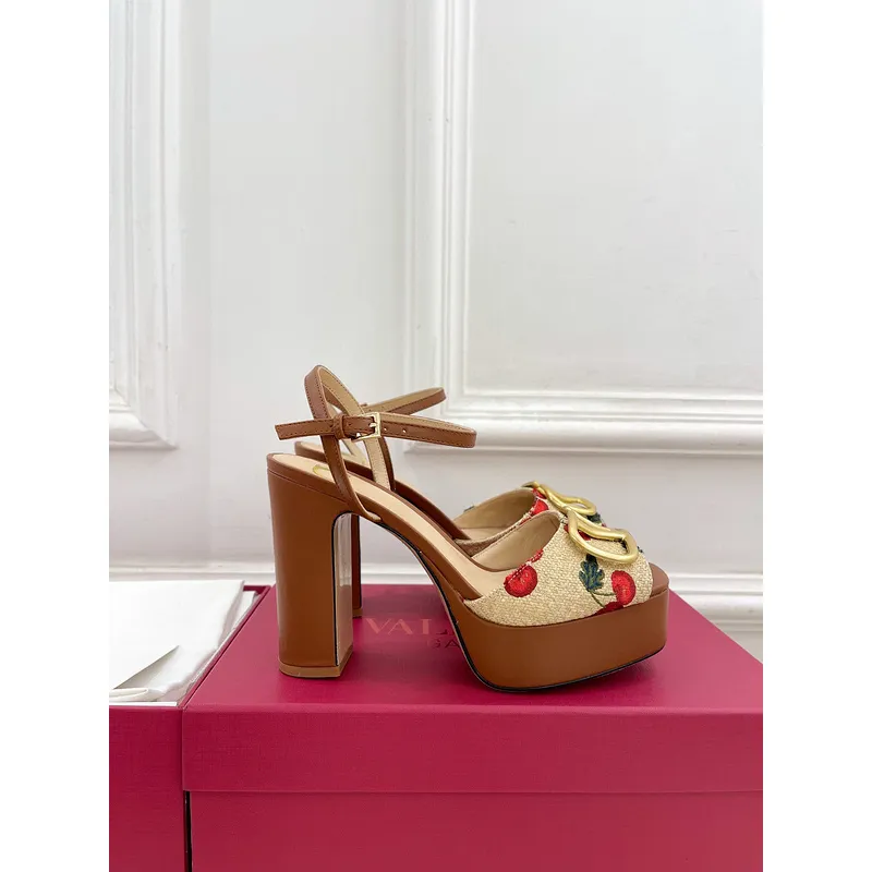 valentino Shoes for valentino High heel sandals Garavani Roman Stud #A53230