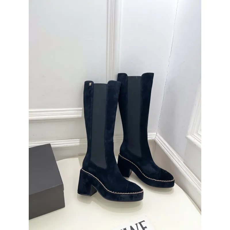Chanel shoes for Women Chanel Boots #A56117
