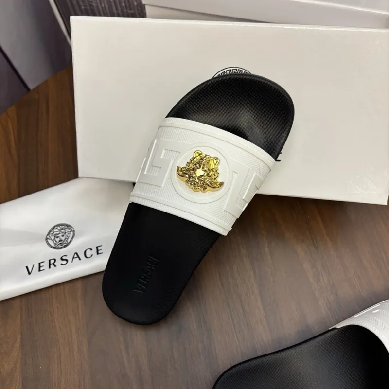 Versace shoes for Mens Versace Slippers #A63165