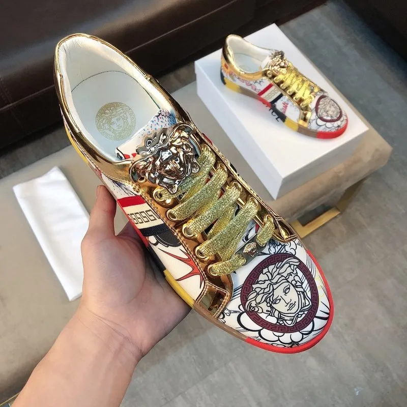 Discount Versace shoes for Mens Versace Sneakers #9875576