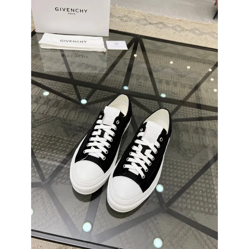 Givenchy Shoes for Mens Givenchy Sneakers #A34402