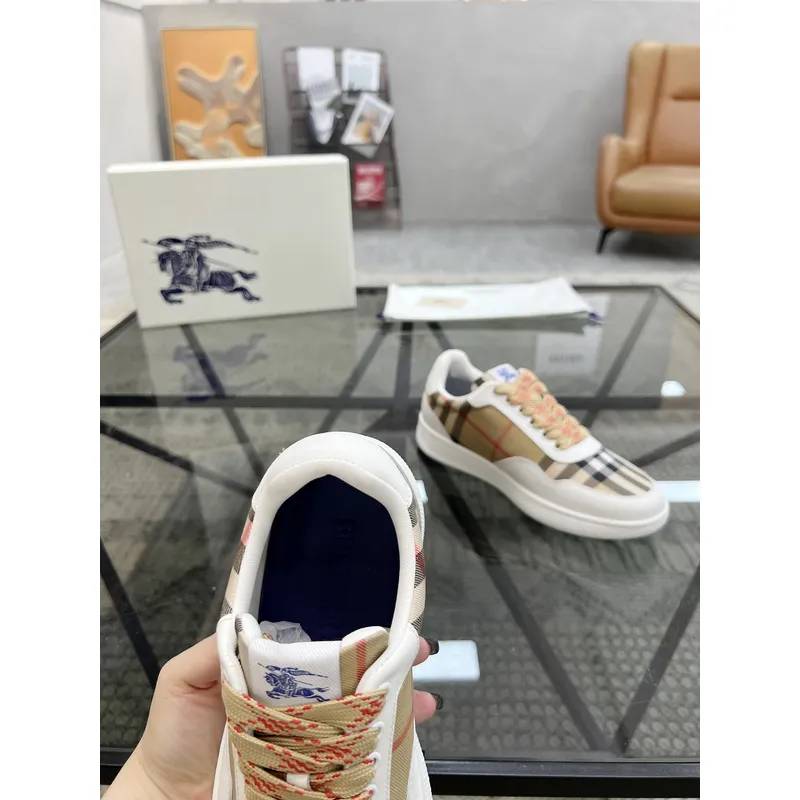 Burberry Shoes for Mens Sneakers #A52128